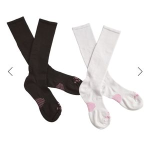 DAN POST WOMEN'S COWGIRL CERTIFIED SLEEK THIN SOCKS - BLACK AND WHITE